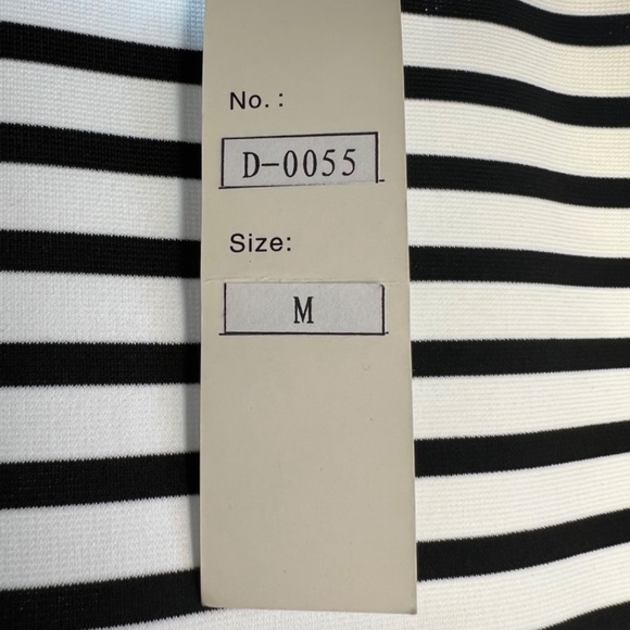 Lulu’s NWT bodycon dress - Picture 4 of 5